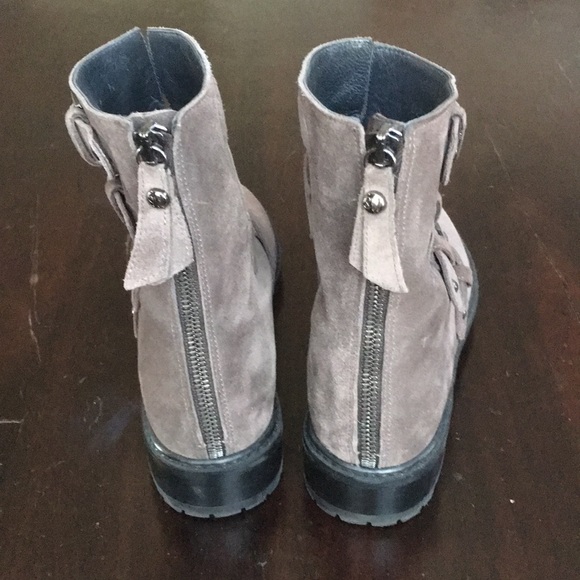 Stuart Weitzman Jitterbug Buckled Suede boots - Picture 3 of 7